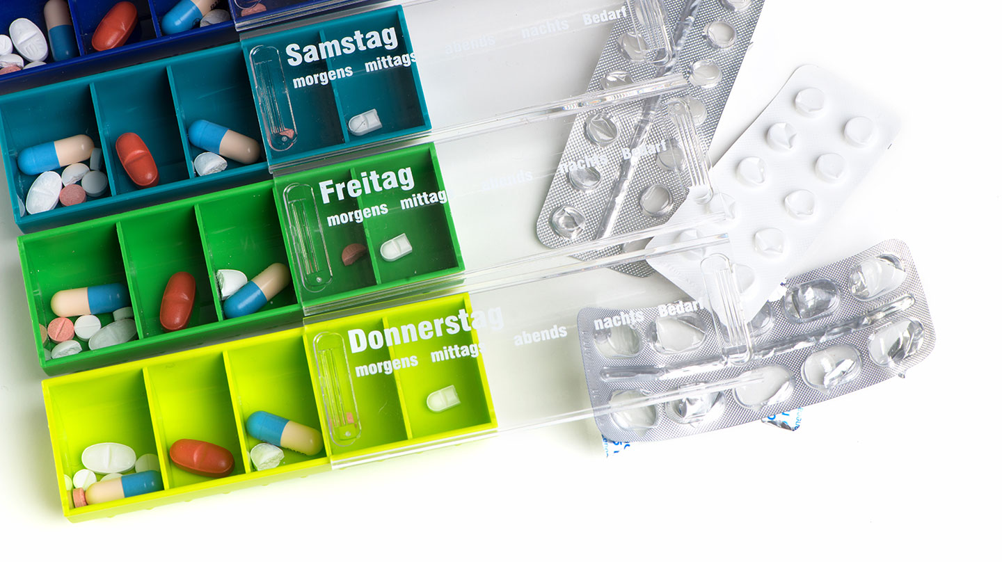 Häusliche Pflege: Medikamente verabreichen Medikamente verabreichen